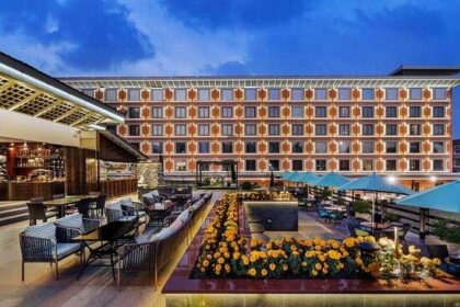 Title: The Ultimate Guide to Finding the Best Business Hotels for Productive Travel in 2025