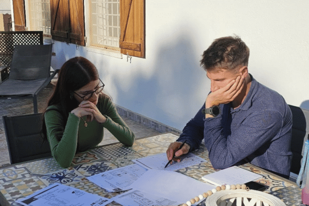 Unlock Global Markets: The Ultimate Guide to Learning Spanish Online for Business Professionals