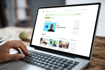 A Deep Dive into TAFE Digital vs. University Online Courses for Australian Professionals